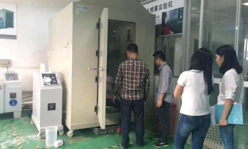 應用青青草成人版APP下载